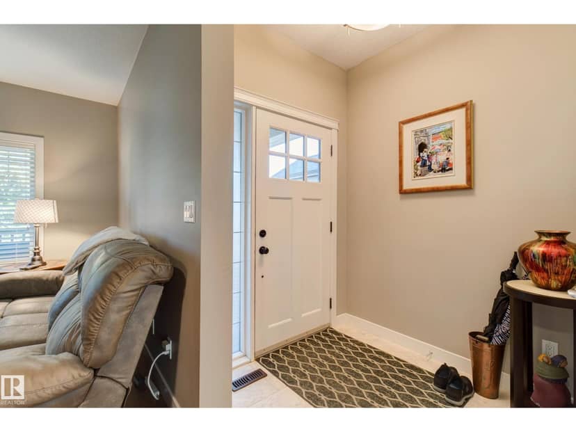 22015 97 AV NW, Edmonton, photo 4