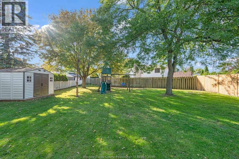 130 Ryan STREET — photo 11 of 40