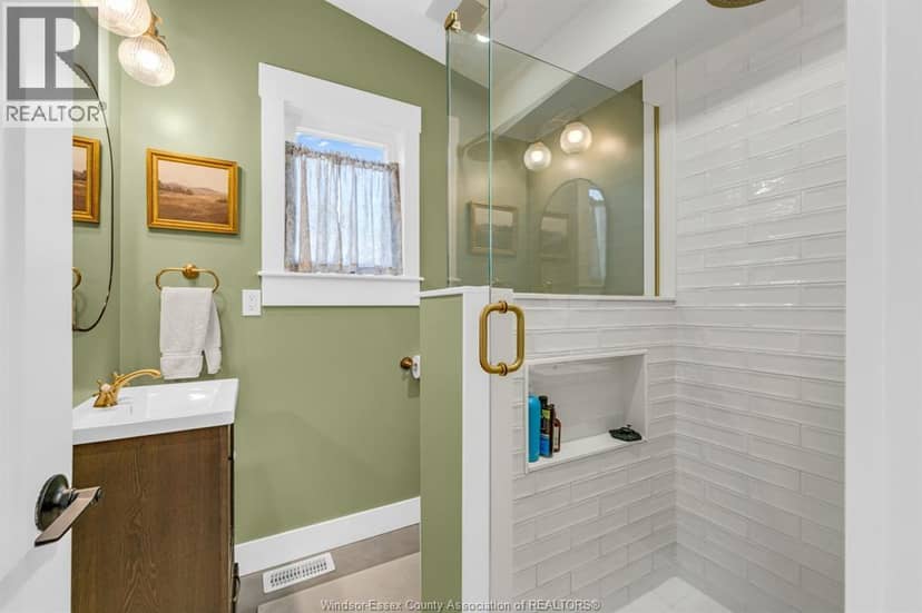 130 Ryan STREET — photo 24 of 40