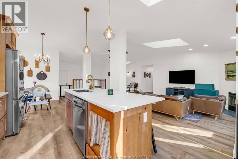 130 Ryan STREET — photo 21 of 40