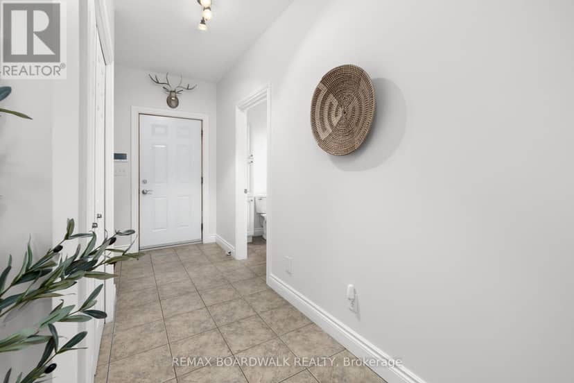 136 Macpherson Way — photo 27 of 40