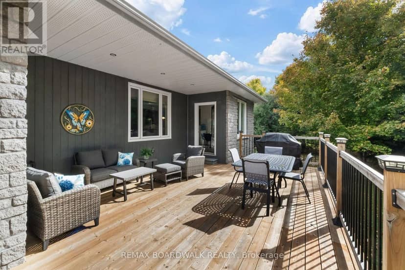 136 Macpherson Way — photo 37 of 40