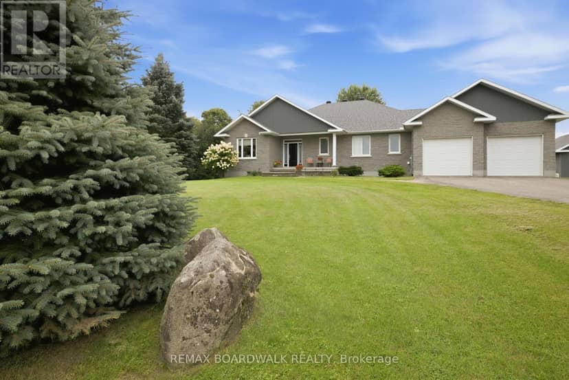 136 Macpherson Way, Drummond/North Elmsley, photo 4
