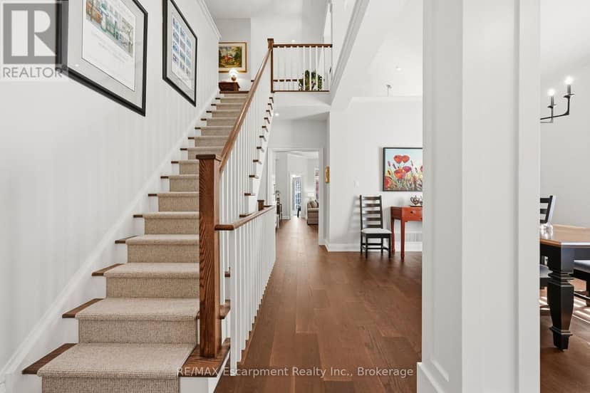 4155 Stonebridge Crescent — photo 24 of 35