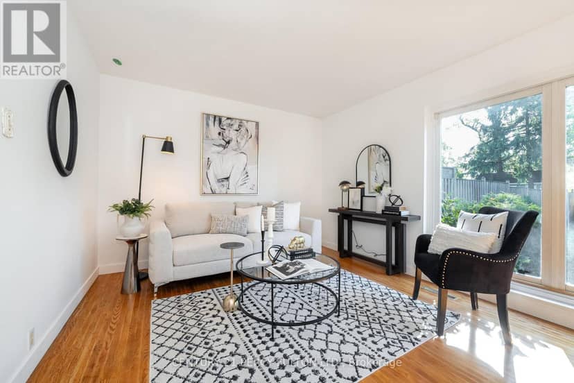 24 Dogwood Crescent — photo 9 of 34