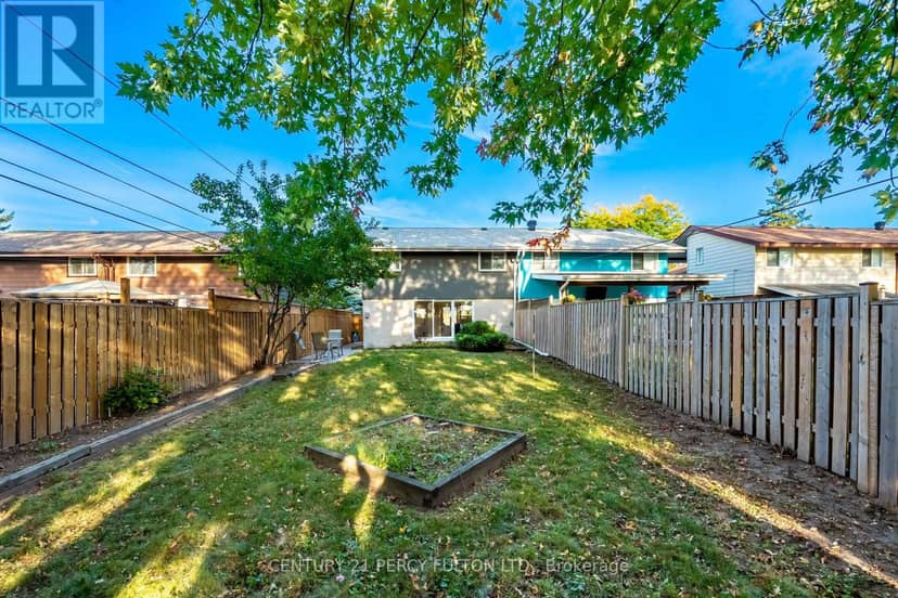 24 Dogwood Crescent — photo 33 of 34