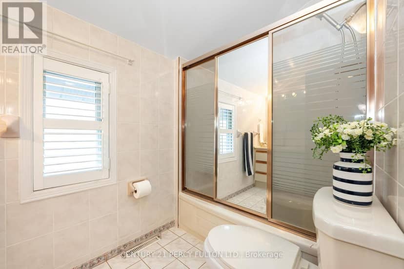 24 Dogwood Crescent — photo 27 of 34
