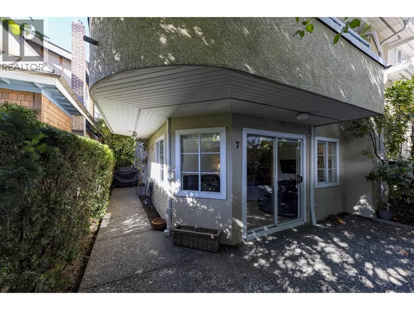 7 249 E 4TH STREET, North Vancouver, photo 6