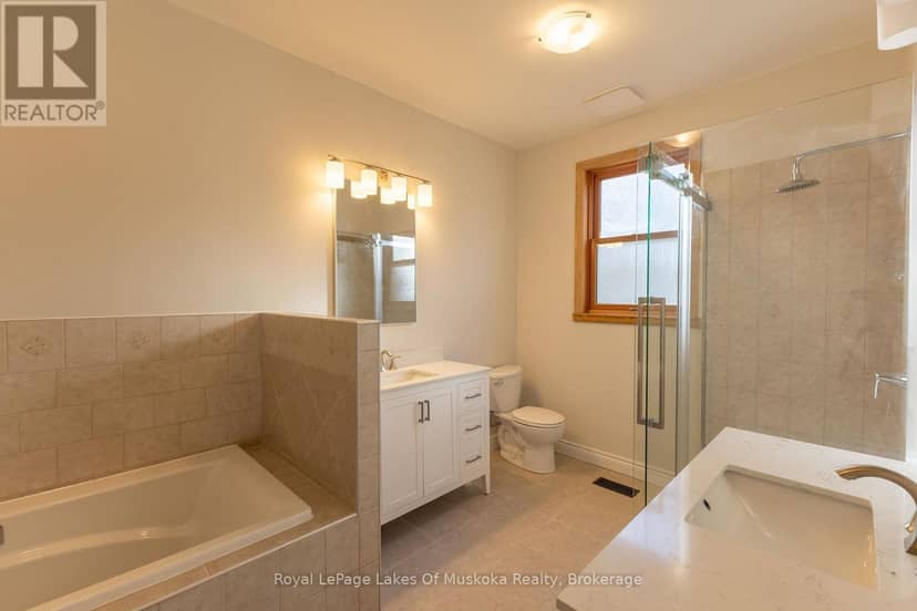 455 Wellington Street — photo 35 of 40
