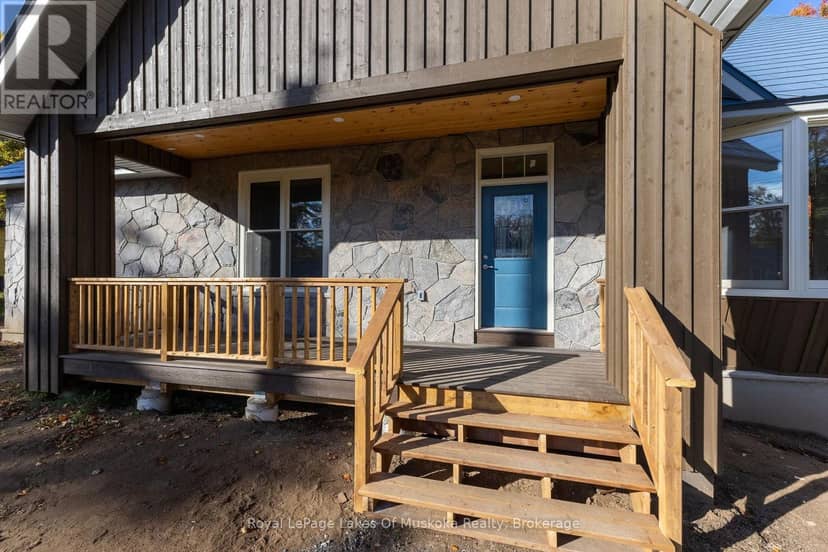 455 Wellington Street — photo 9 of 40