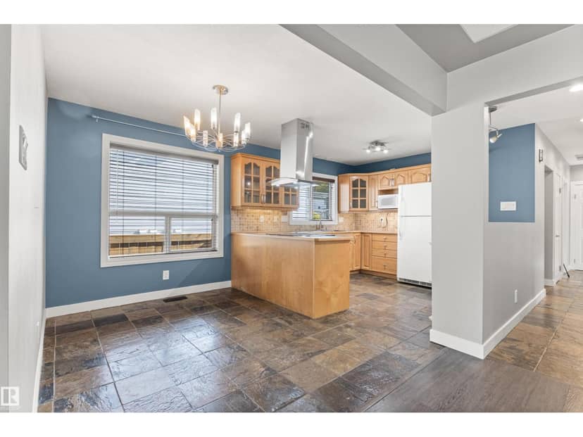 10753 79 AV NW, Edmonton, photo 8