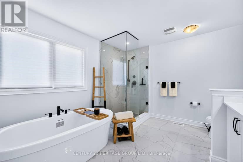 147 Meadow Vista Crescent — photo 30 of 40