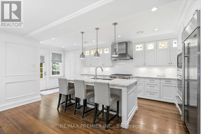 132 The Kingsway — photo 12 of 40