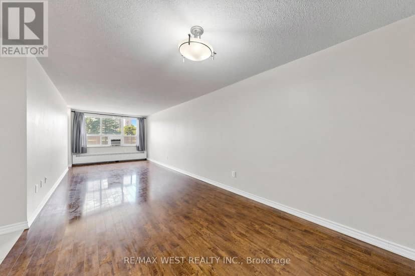 102 - 370 Dixon Road — photo 10 of 40