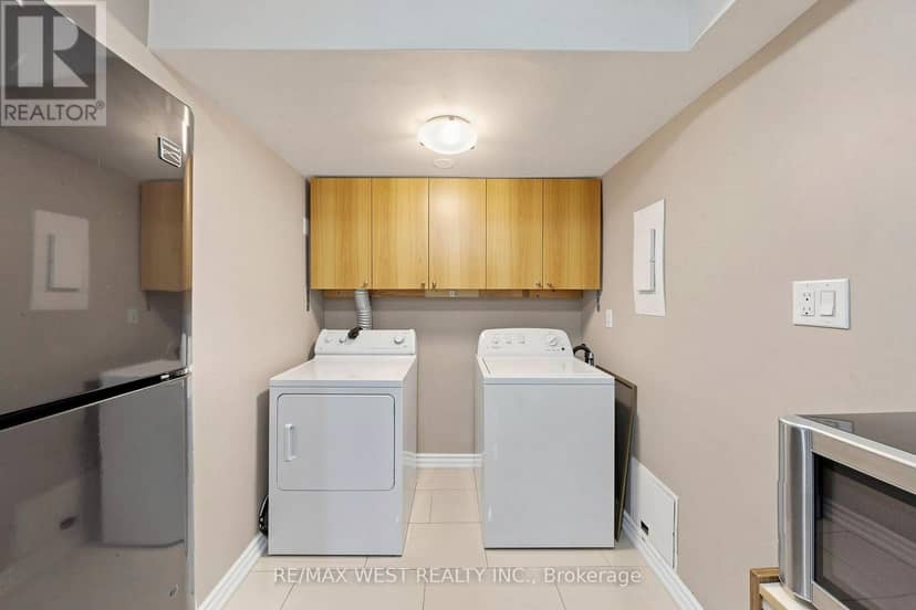 102 - 370 Dixon Road — photo 8 of 40