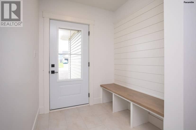 38 Emily Drive, Charlottetown, photo 2