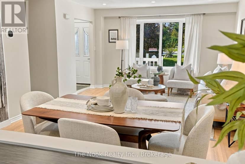 456 Harcourt Drive — photo 22 of 40