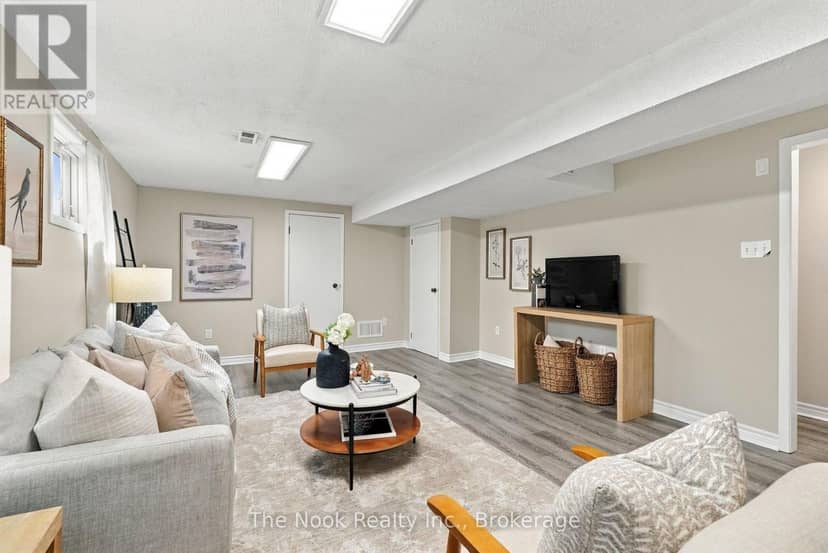 456 Harcourt Drive — photo 35 of 40