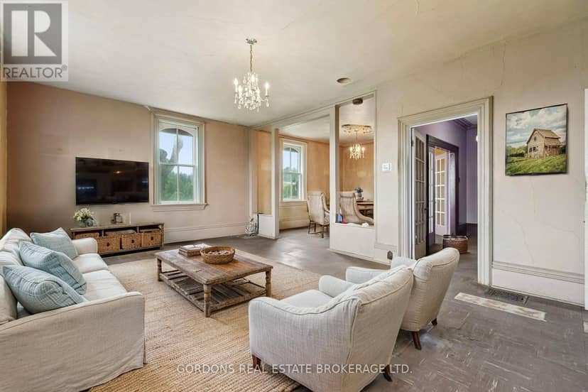 1166 Kilmarnock Road — photo 22 of 40