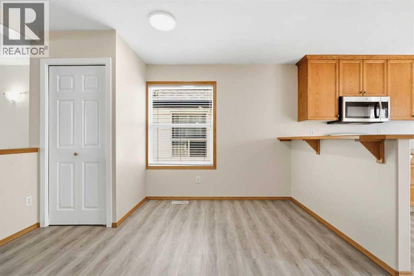 22 Lanterman Close — photo 10 of 37