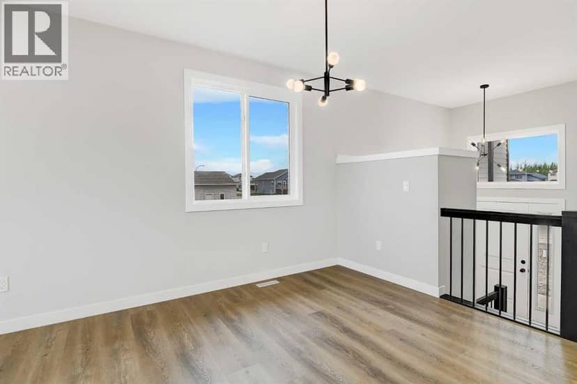 8202 87 Street — photo 13 of 38