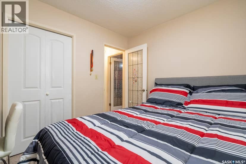 364 Osler STREET — photo 14 of 30