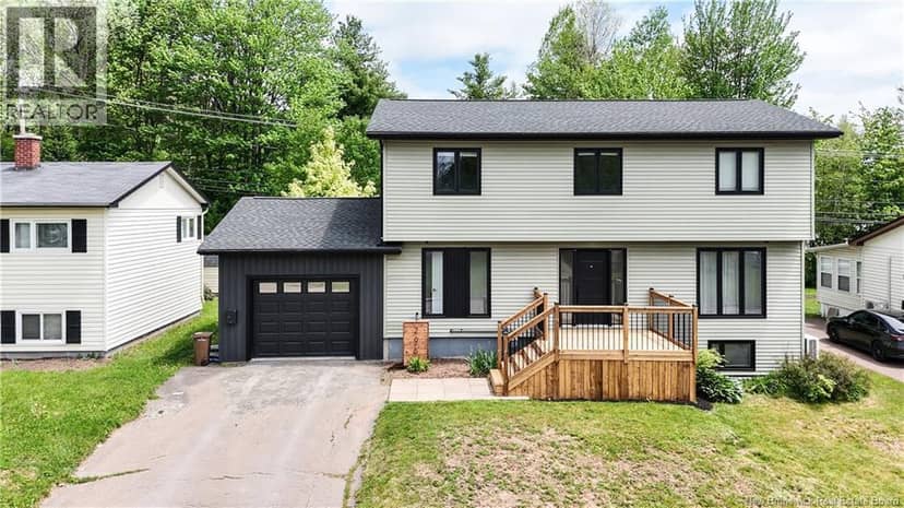 296 Buckingham Avenue, Riverview