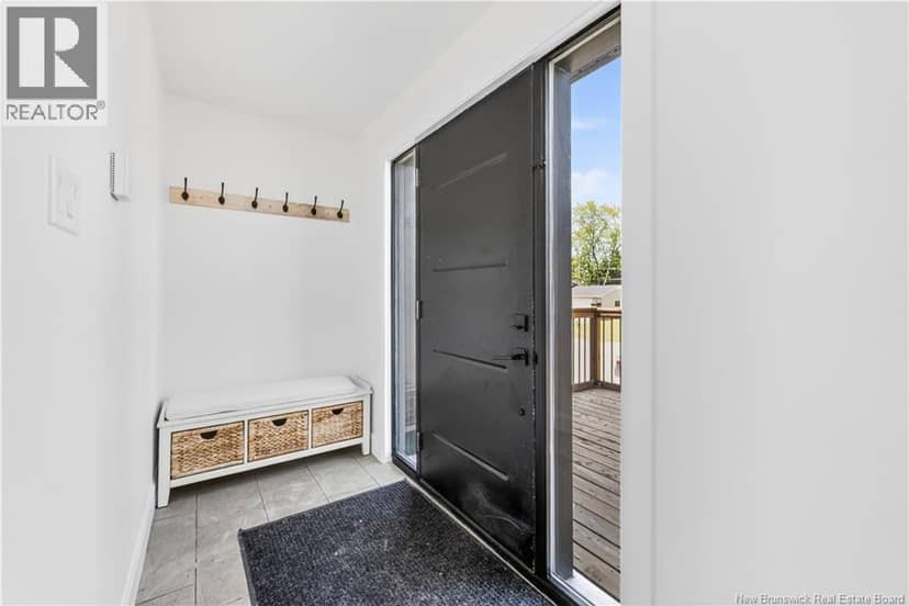 296 Buckingham Avenue, Riverview, photo 6