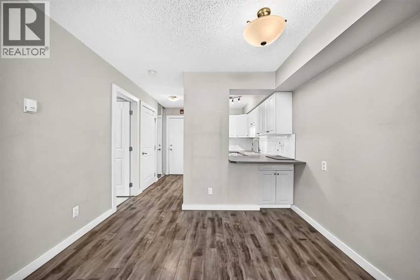111, 2204 1 Street SW — photo 15 of 40
