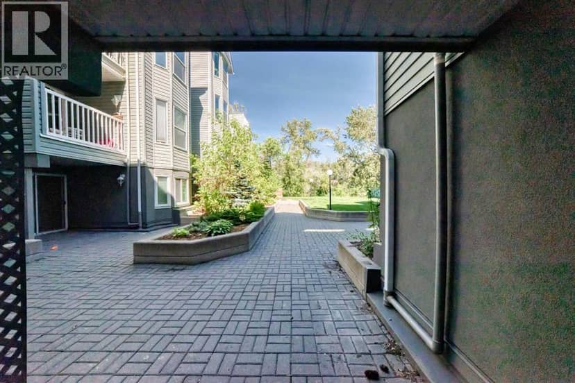 111, 2204 1 Street SW — photo 32 of 40