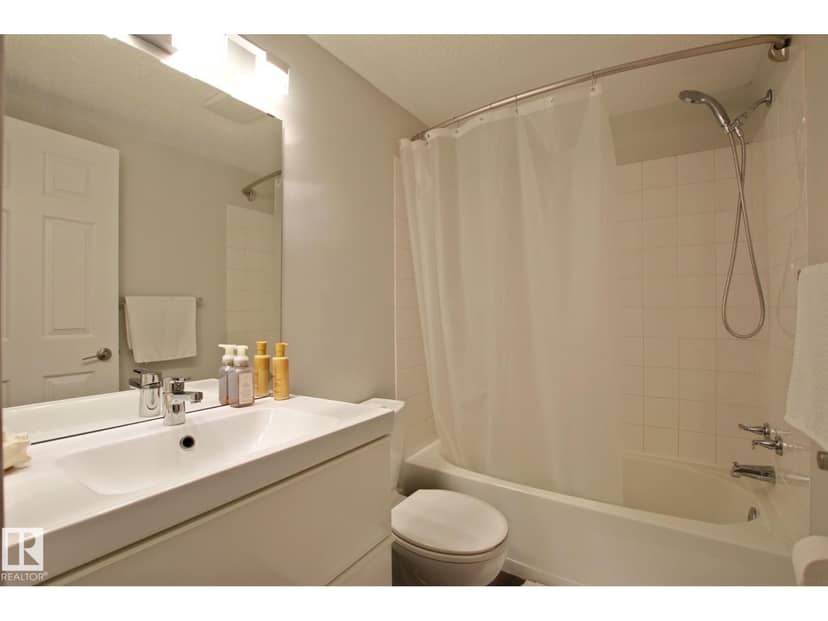 #109 9010 106 AV NW — photo 16 of 27