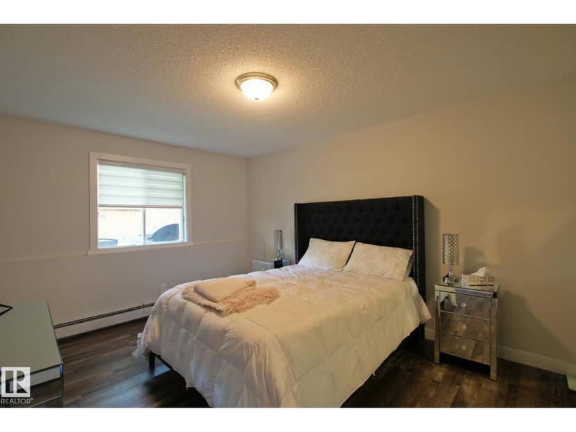 #109 9010 106 AV NW — photo 18 of 27