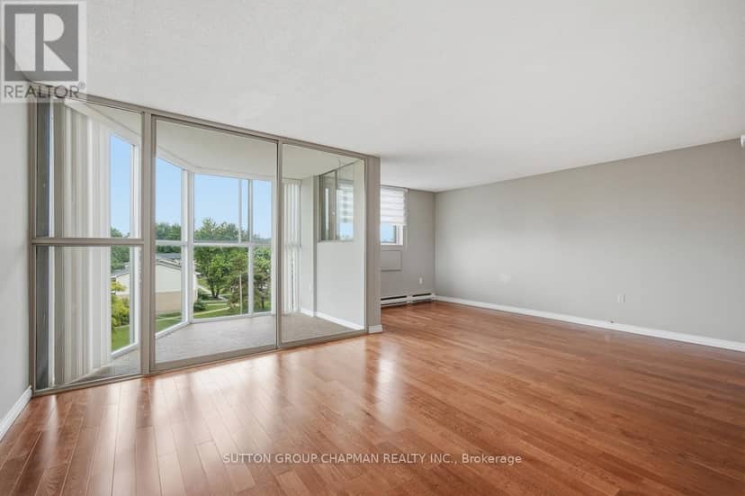 403 - 127 Belmont Drive — photo 6 of 33