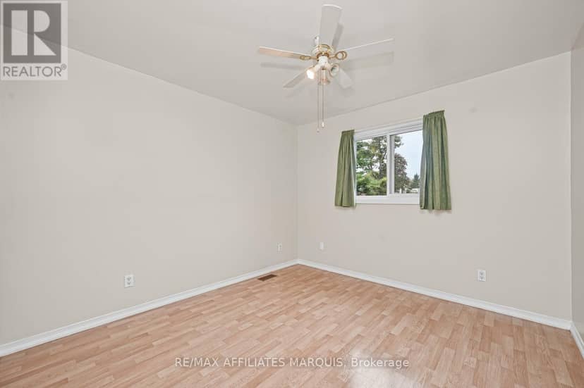 106 Lorne Street — photo 24 of 40