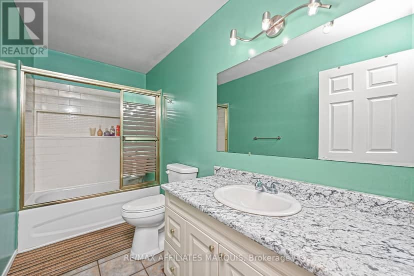 106 Lorne Street — photo 29 of 40