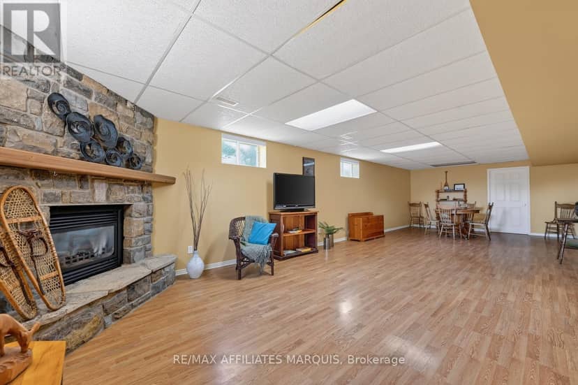 4 Davis Lane — photo 29 of 40