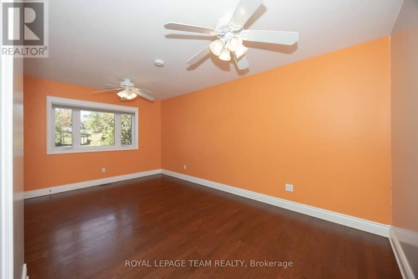 2128 Benjamin Avenue — photo 22 of 40
