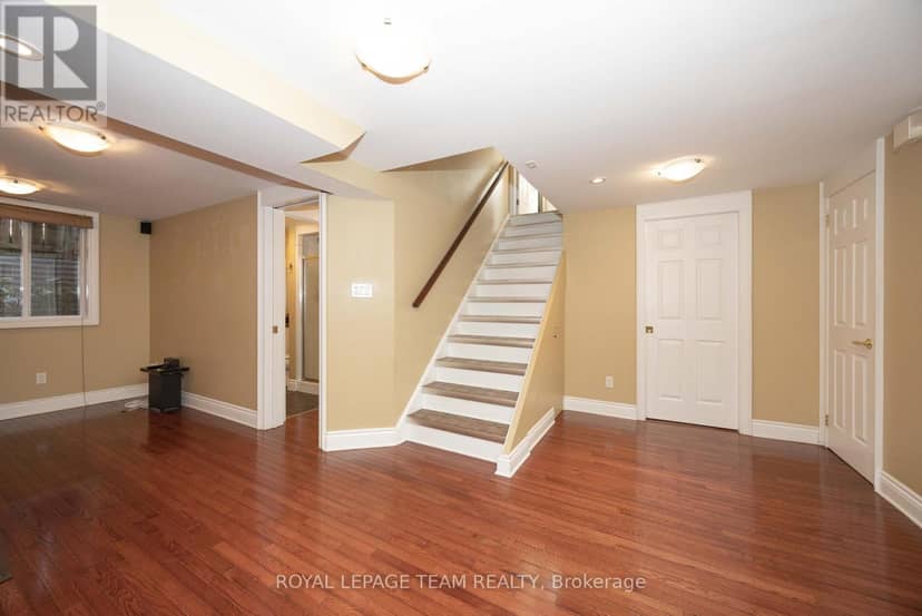 2128 Benjamin Avenue — photo 26 of 40