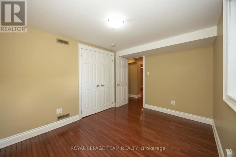 2128 Benjamin Avenue — photo 30 of 40