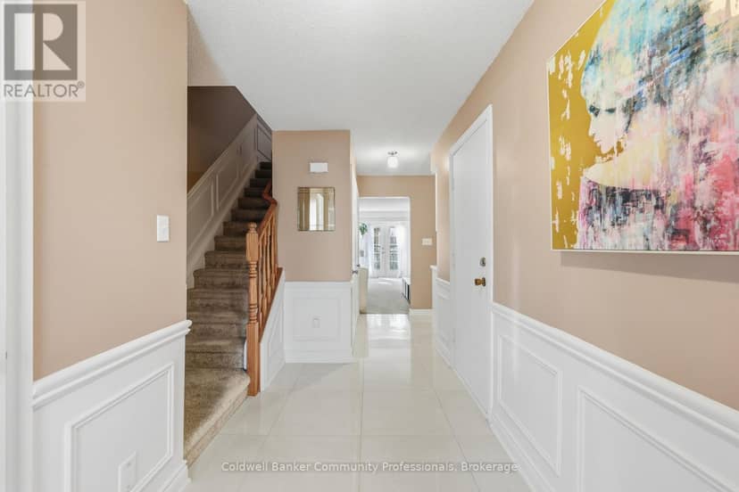 10 - 14 Brucedale Avenue E — photo 13 of 35