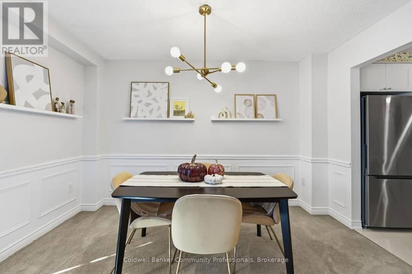 10 - 14 Brucedale Avenue E — photo 21 of 35