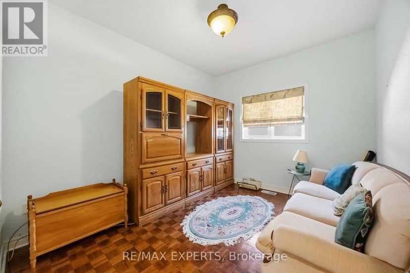 93 Velmar Drive — photo 15 of 40