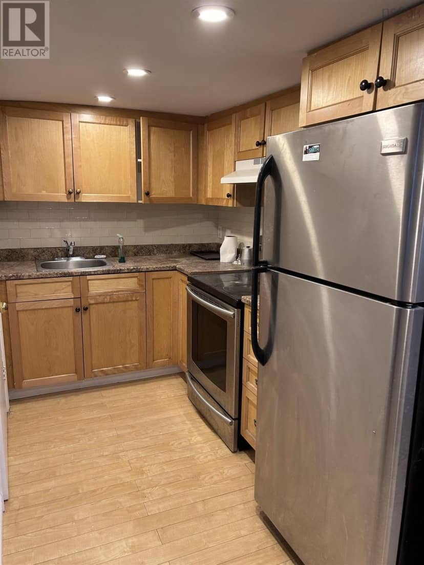 2542 Gottingen Street — photo 36 of 40