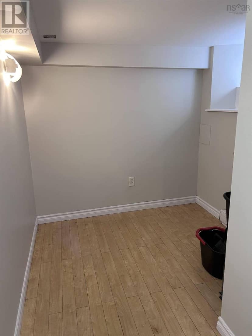 2542 Gottingen Street — photo 39 of 40