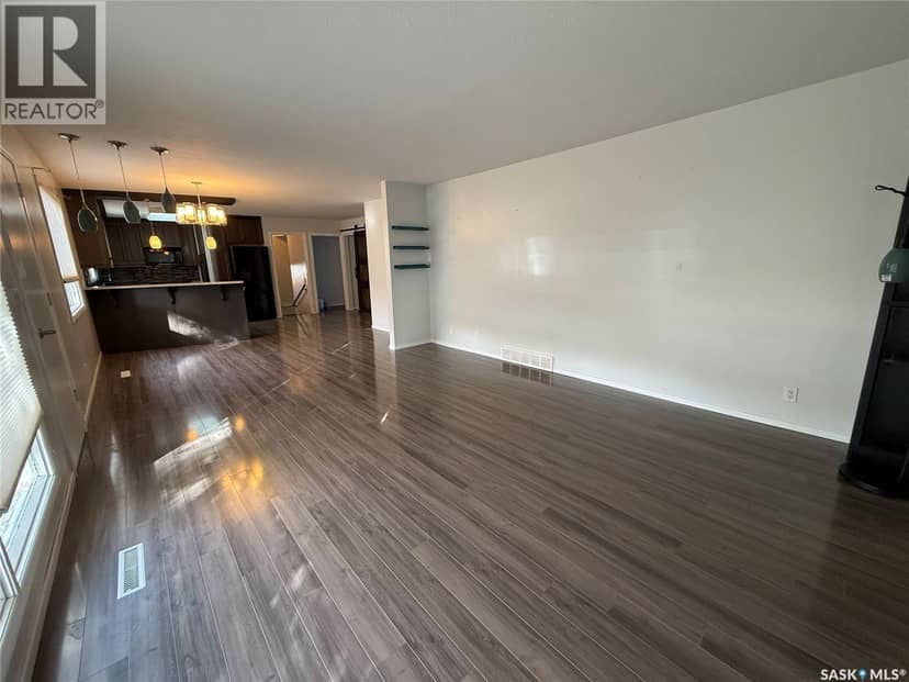 1141 Hartney AVENUE, Weyburn, photo 6