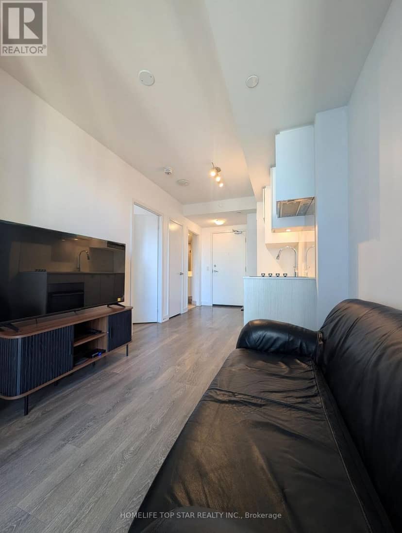 2313 - 195 Redpath Avenue NW — photo 6 of 25