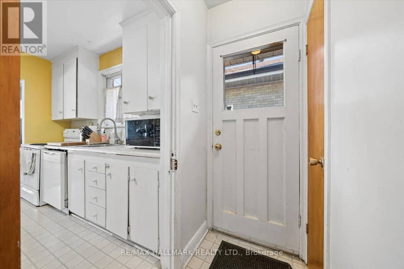 73 Deerfield Road — photo 21 of 40