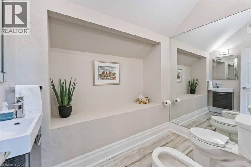 2331 MARINE Drive — photo 27 of 40