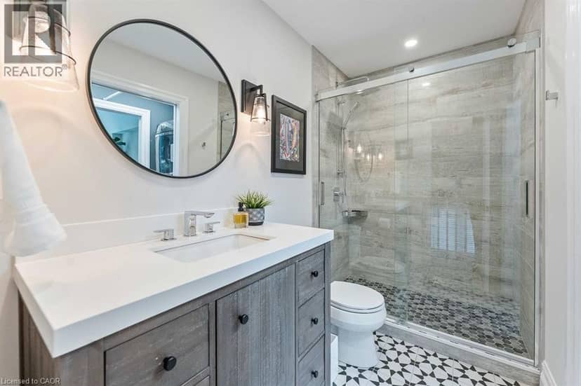 2331 MARINE Drive — photo 18 of 40