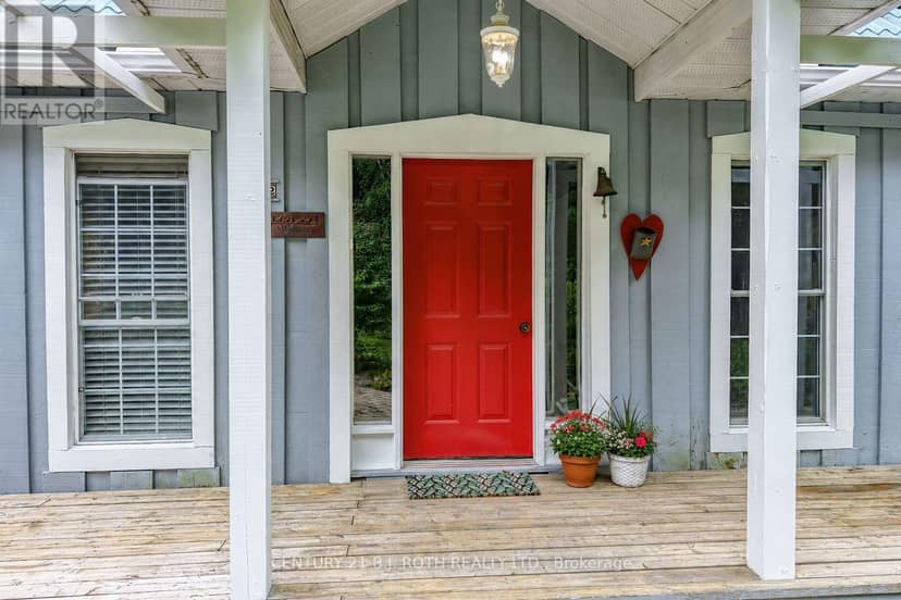 652 Warminster Side Road — photo 4 of 40